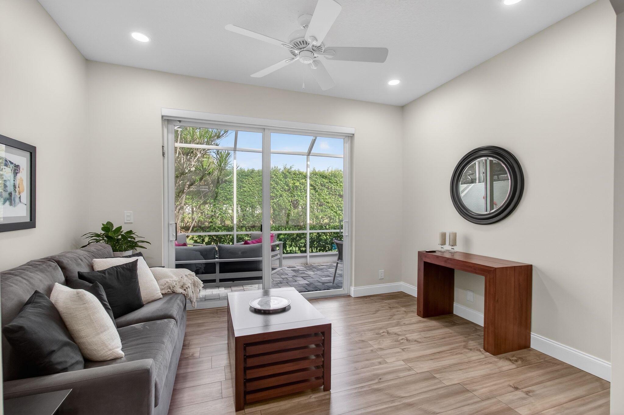 MAJESTIC ISLES - Residential