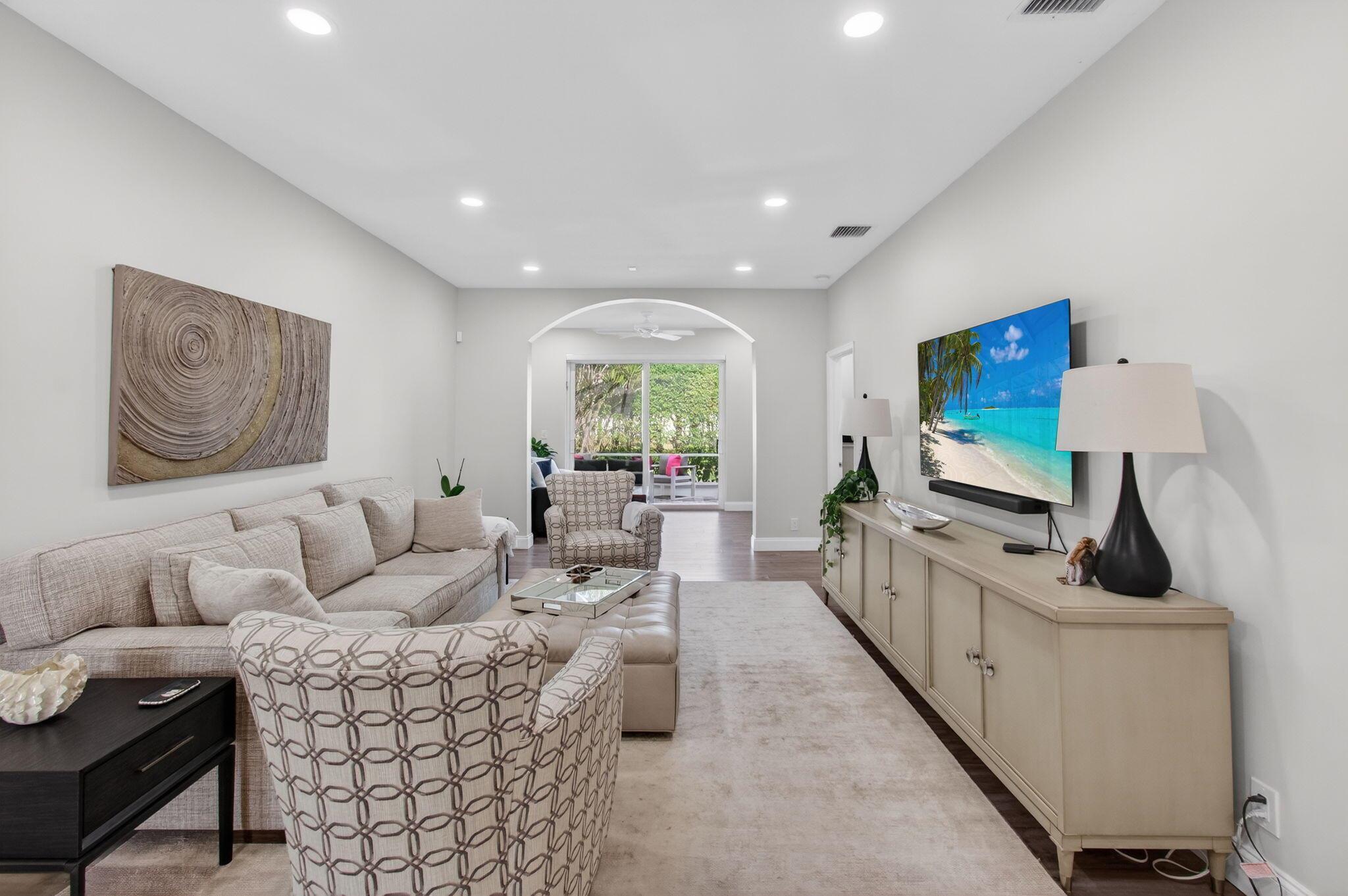 MAJESTIC ISLES - Residential