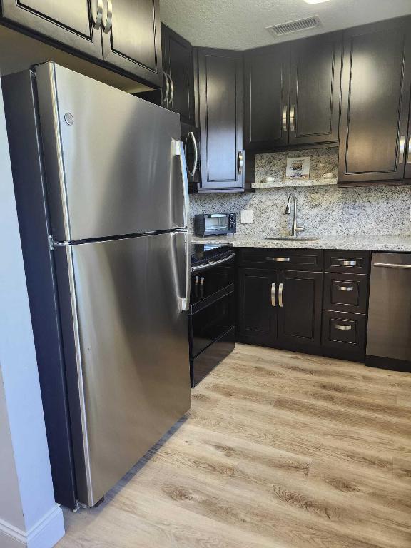 FARNHAM M CONDO - Residential