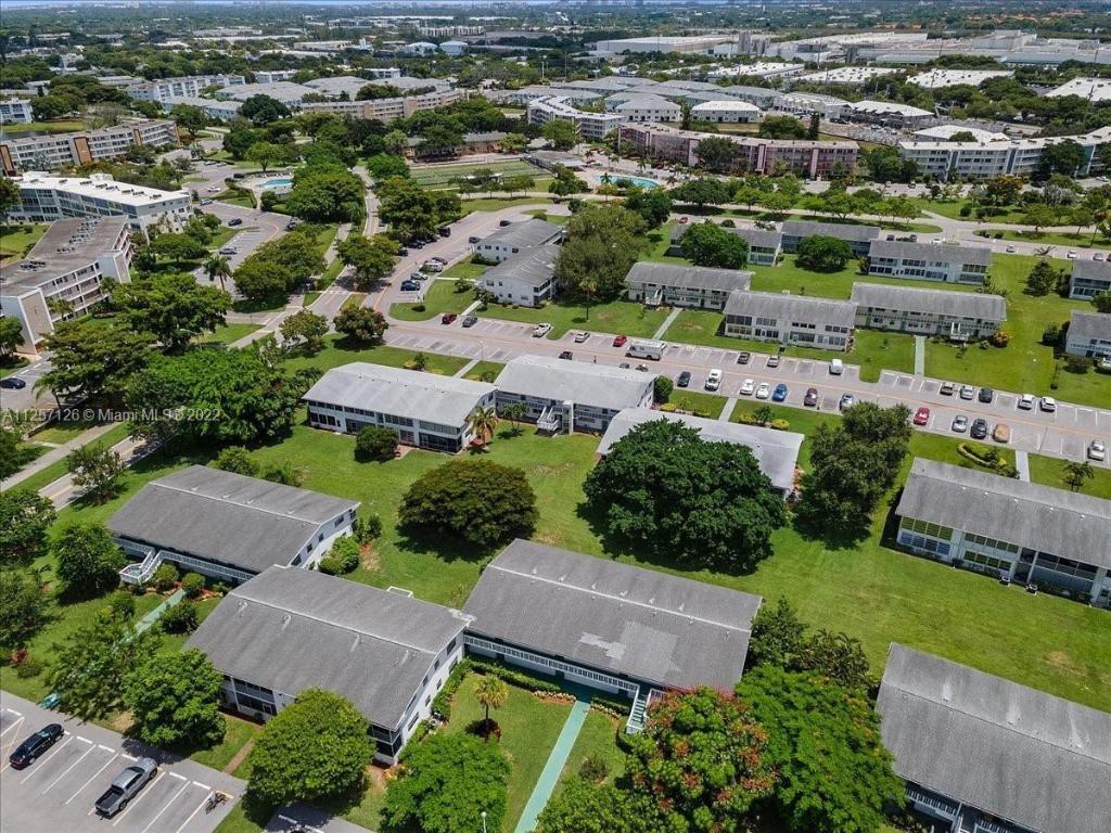 FARNHAM M CONDO - Residential