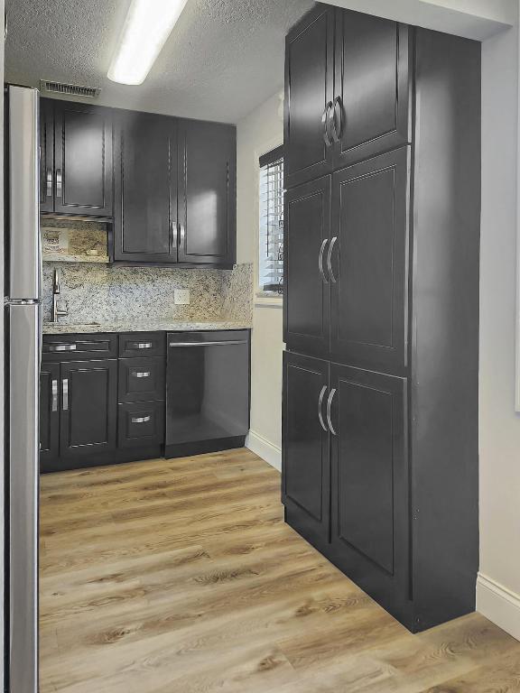 FARNHAM M CONDO - Residential