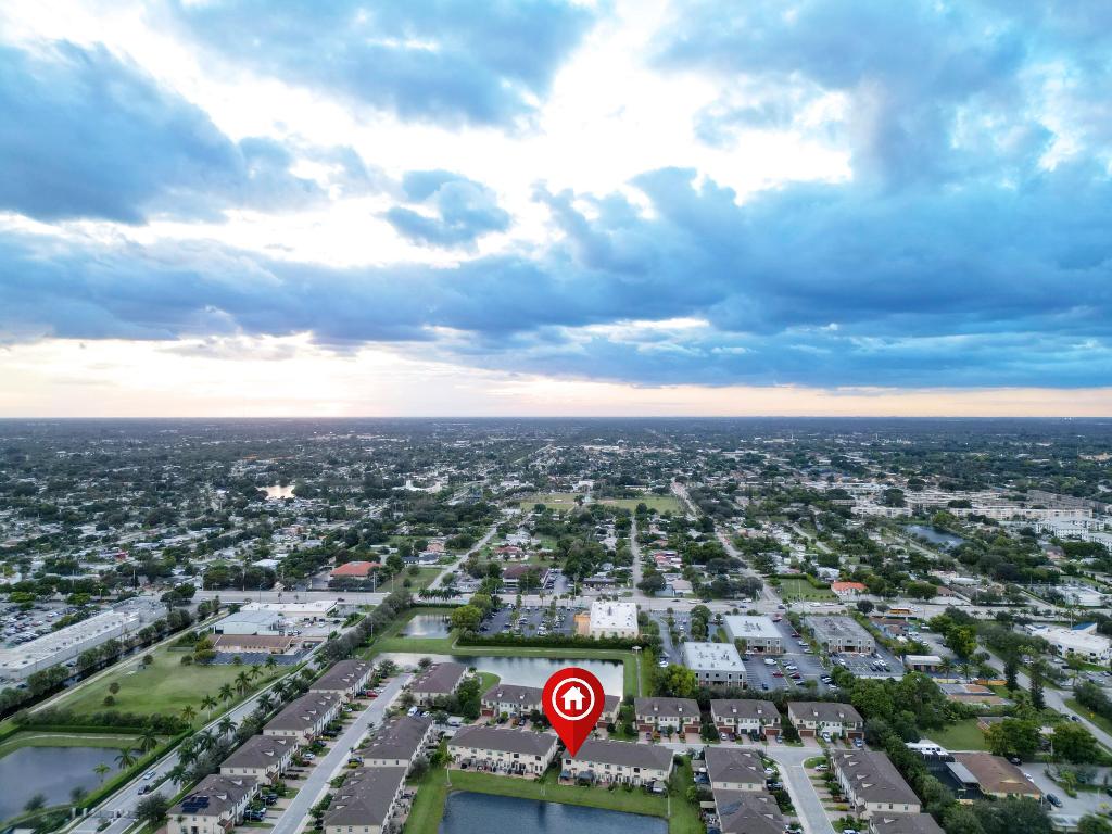 PRESTON SQUARE - Residential Lease