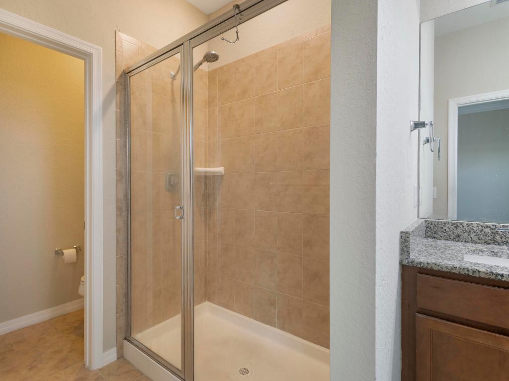 PRESTON SQUARE - Residential Lease