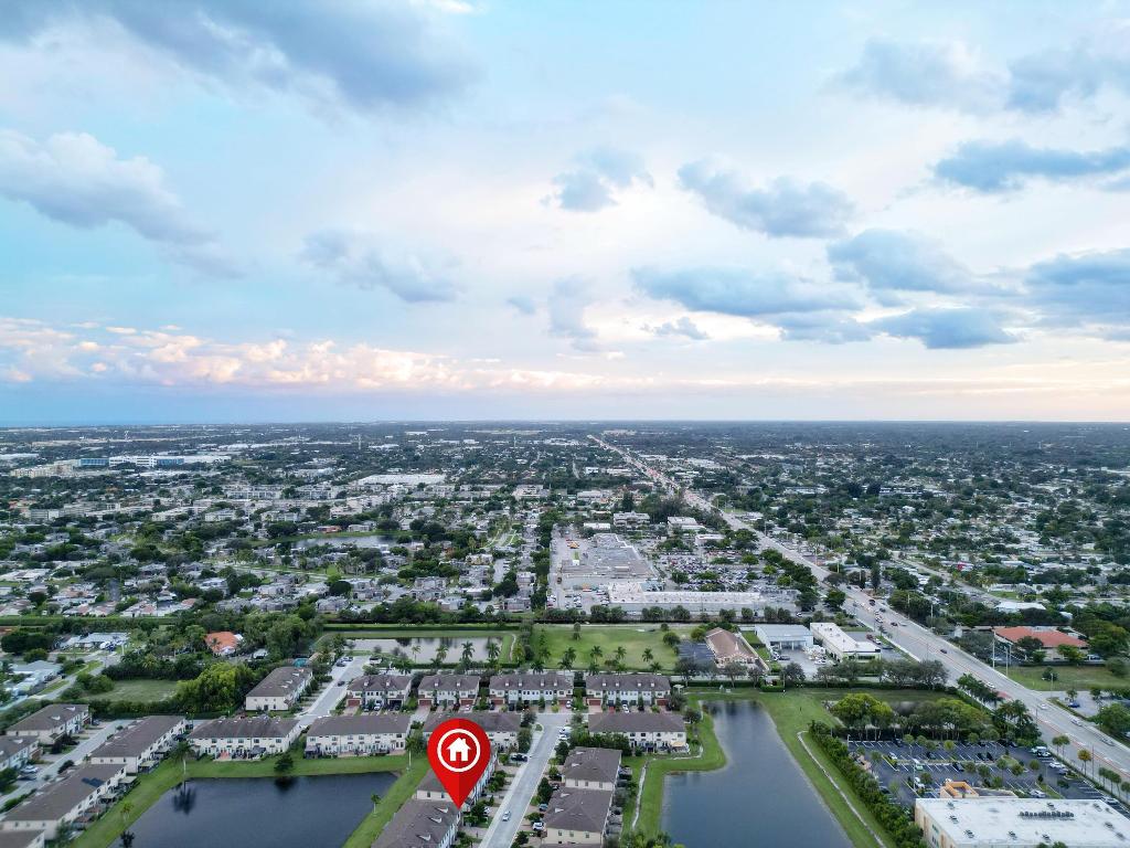 PRESTON SQUARE - Residential Lease