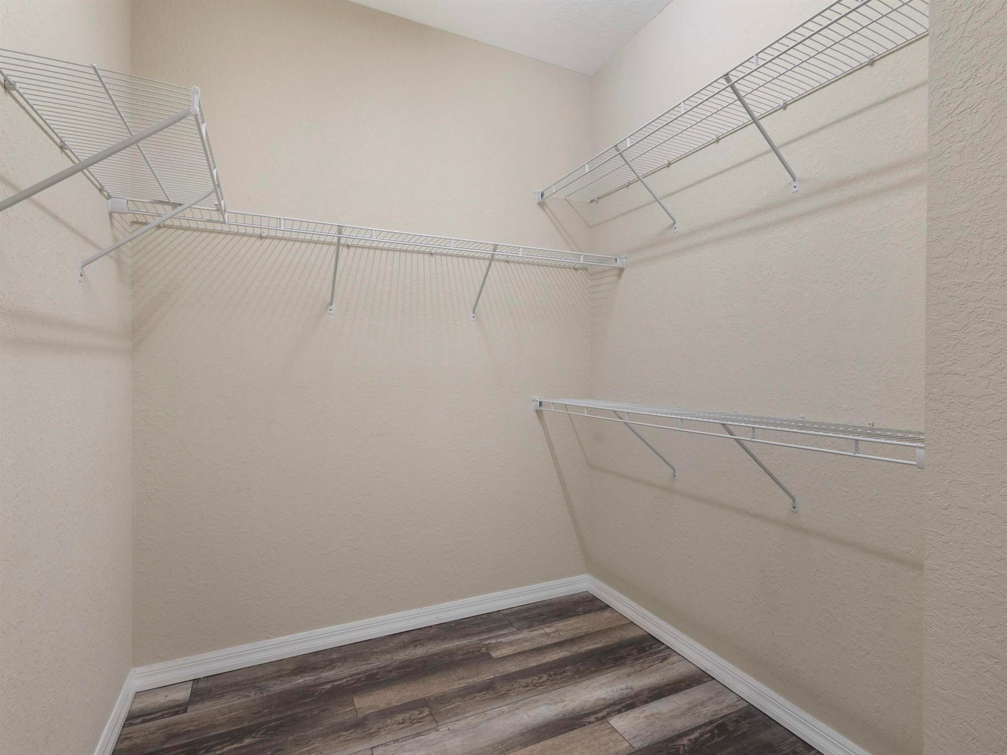 PRESTON SQUARE - Residential Lease