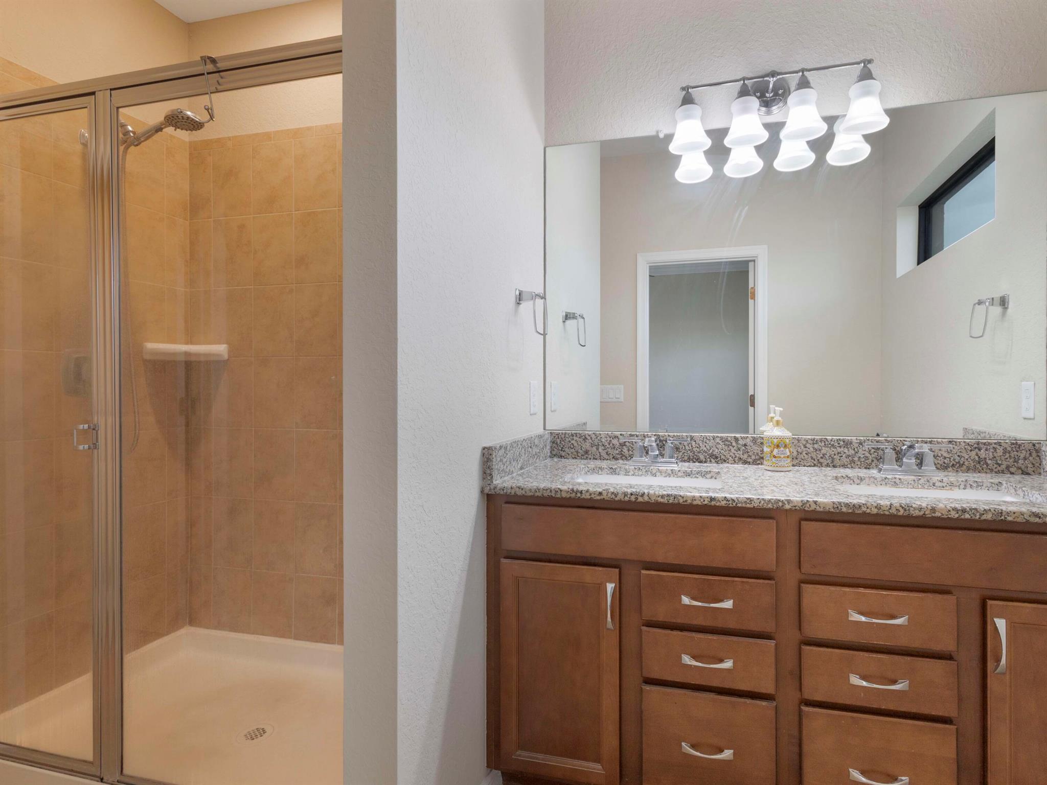 PRESTON SQUARE - Residential Lease