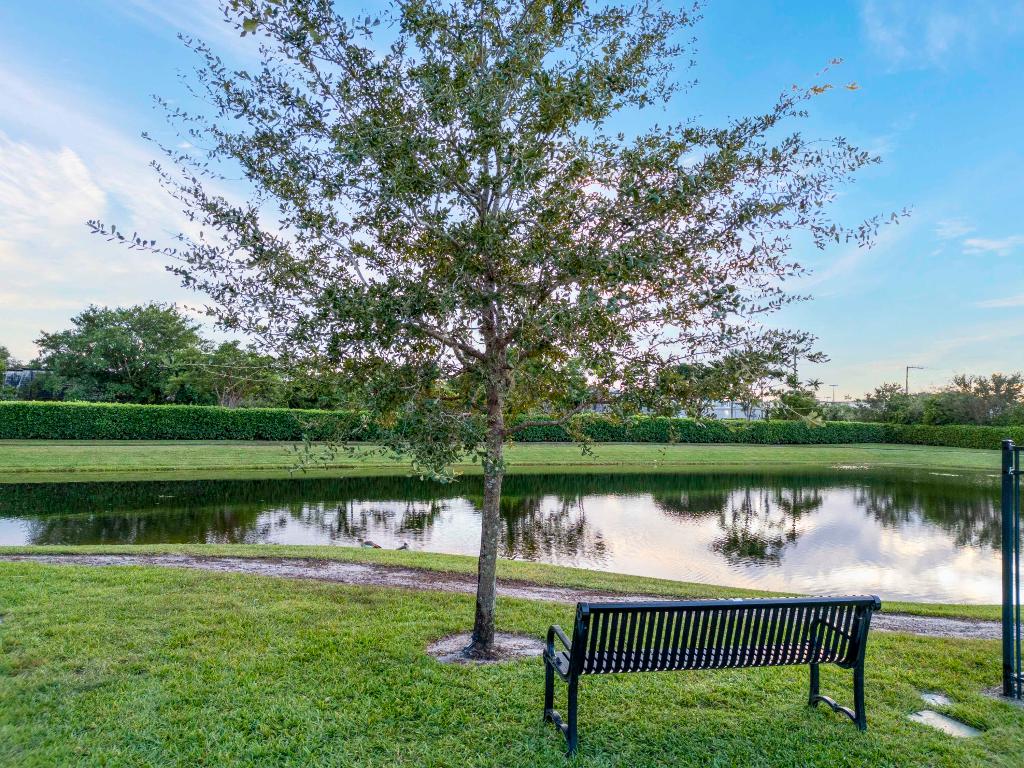 PRESTON SQUARE - Residential Lease