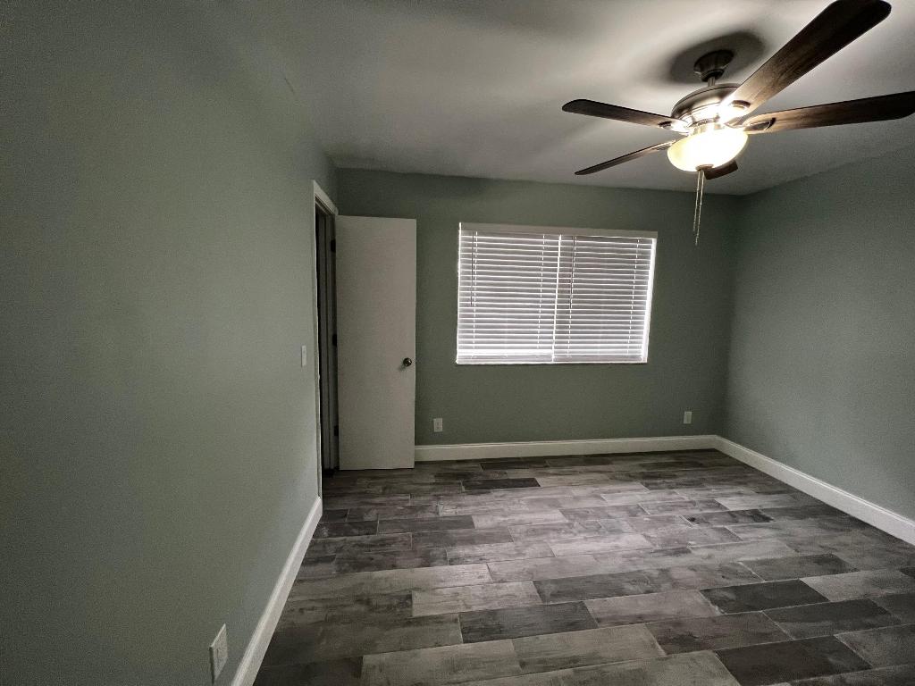 SUGAR POND MANOR OF WELLINGTON - Residential Lease