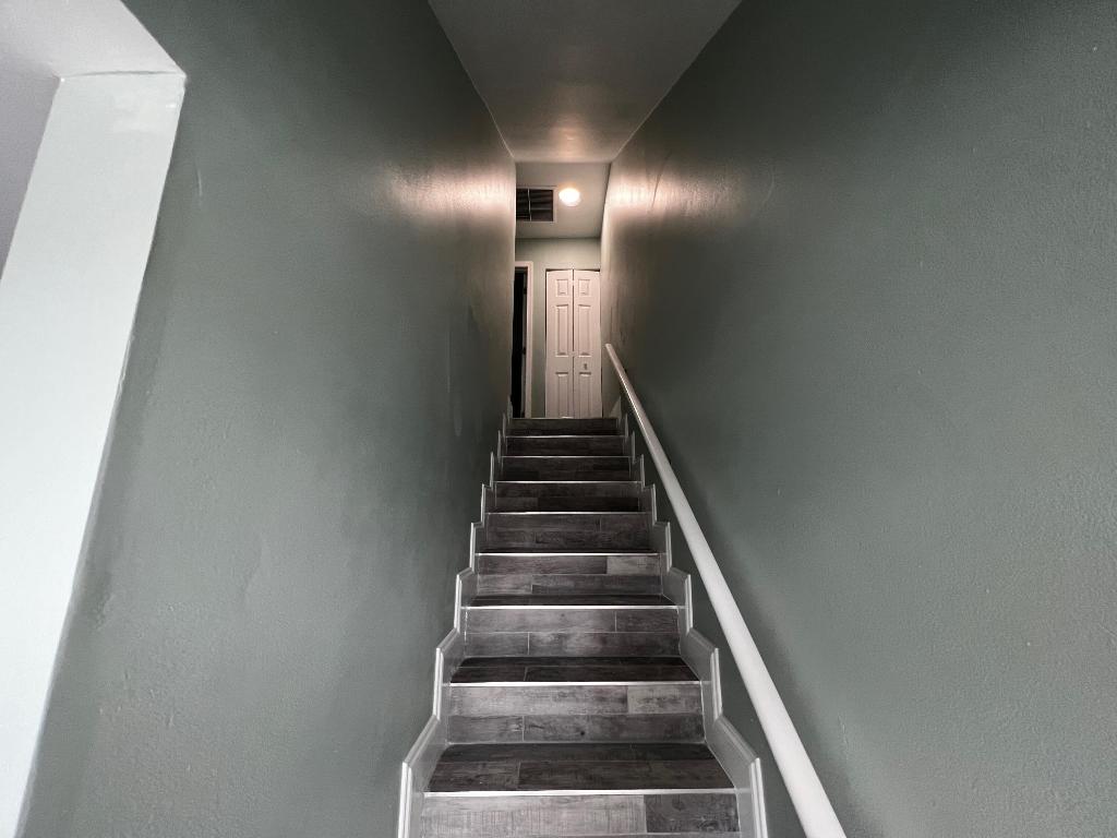 SUGAR POND MANOR OF WELLINGTON - Residential Lease