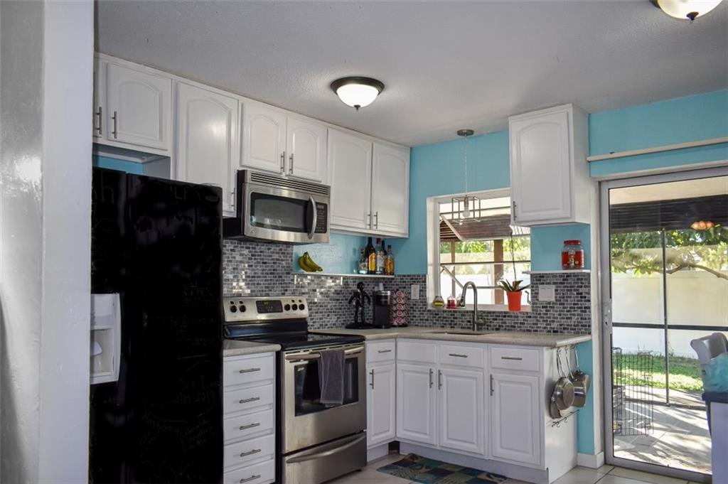 Vanguard Village In The - Residential