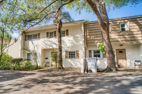 3131 N Palm Aire Dr 3131 Pompano Beach FL 33069