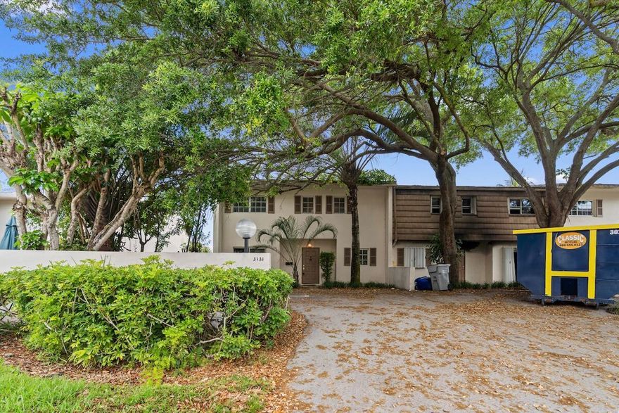 Investor special! New HOT Townhouse in the heart of Pompano Beach! Light rehab as is only cosmetic work. Spacious floor plan with tons of natural lighting. This property is centrally located in a very up and coming neighborhood, near many restaurants, schools and shopping centers. Do not miss thisgreat investment opportunity!!This one is priced to sell quick so don't miss out!