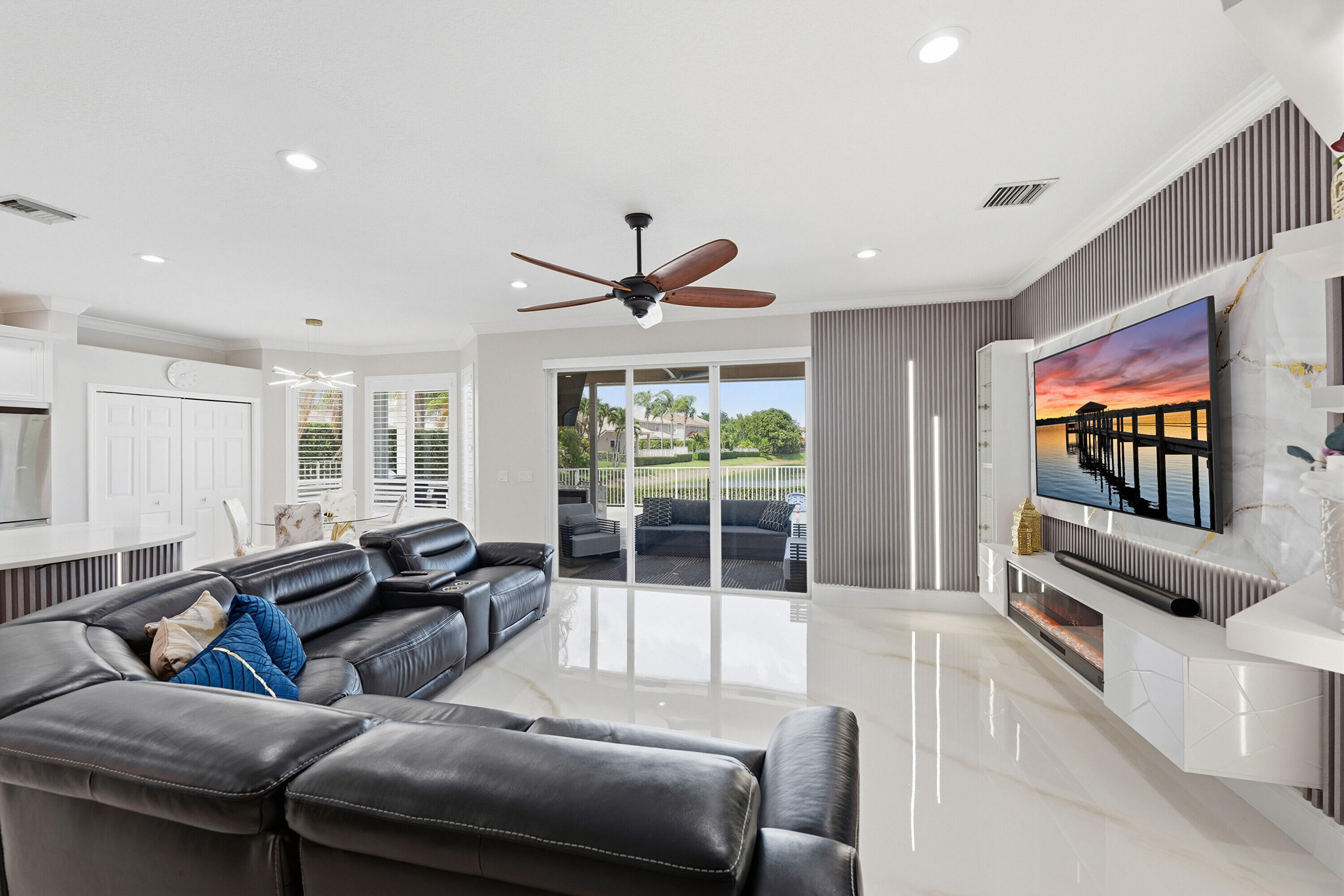 CORAL CREEK REPLAT NO 5 - Residential
