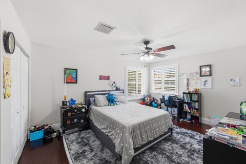 Tiny photo for 5947 NW 54th Circle, Coral Springs, FL 33067 (MLS # B26029334)