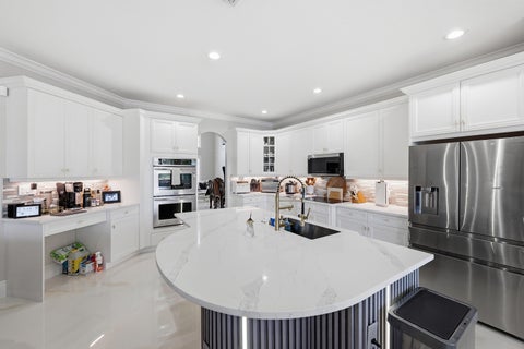 Tiny photo for 5947 NW 54th Circle, Coral Springs, FL 33067 (MLS # B26029334)