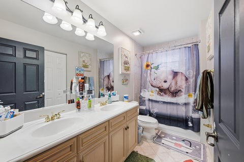 Tiny photo for 5947 NW 54th Circle, Coral Springs, FL 33067 (MLS # B26029334)