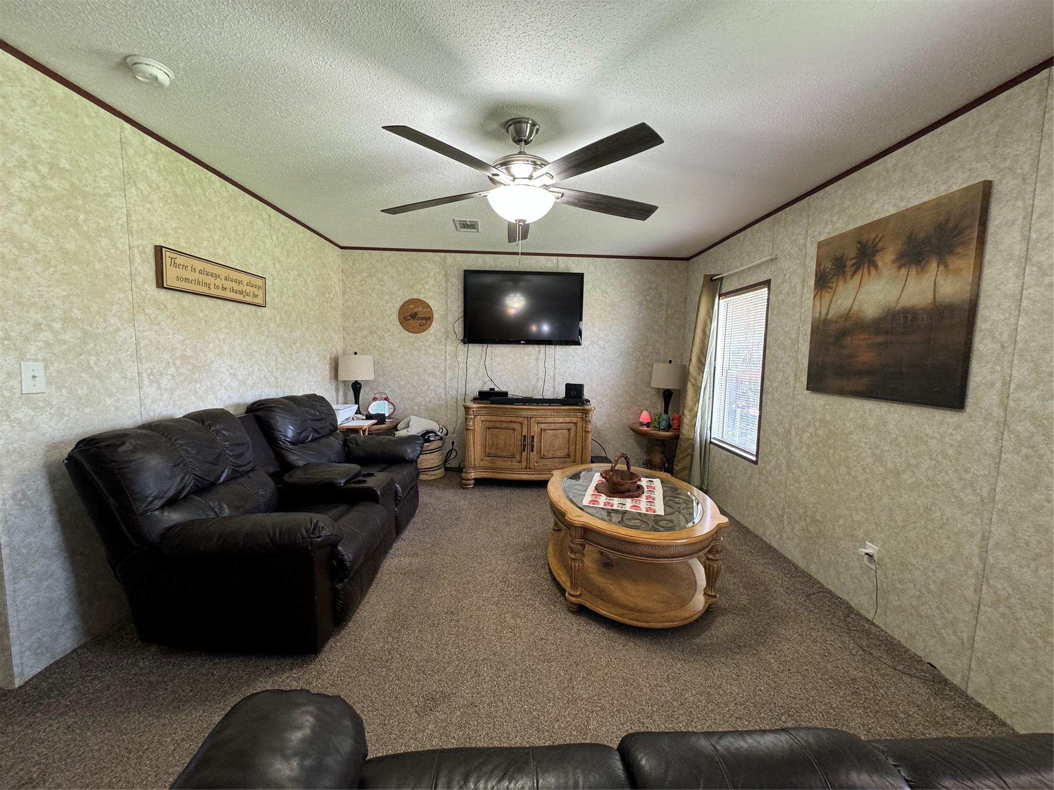 Photo 6 of 57 of 530 Hunting Club Ave mobile home