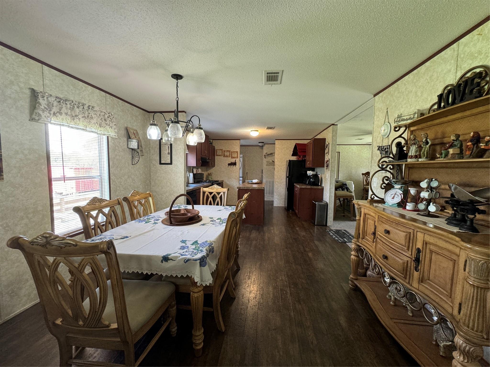 Photo 11 of 57 of 530 Hunting Club Ave mobile home