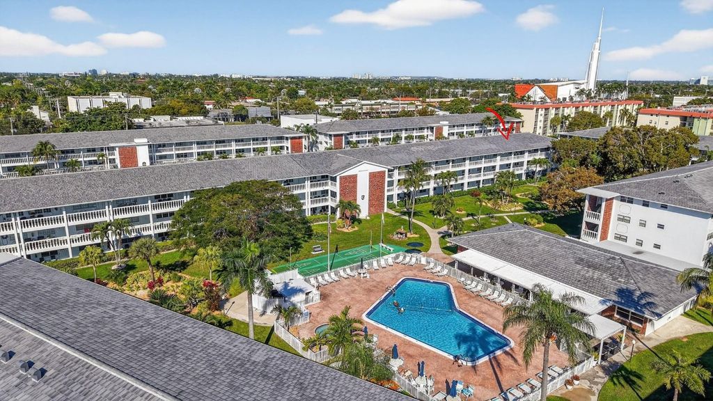 Photo of 5200 NE 24th Terrace #c219, Fort Lauderdale, FL 33308 (MLS # F10542769)