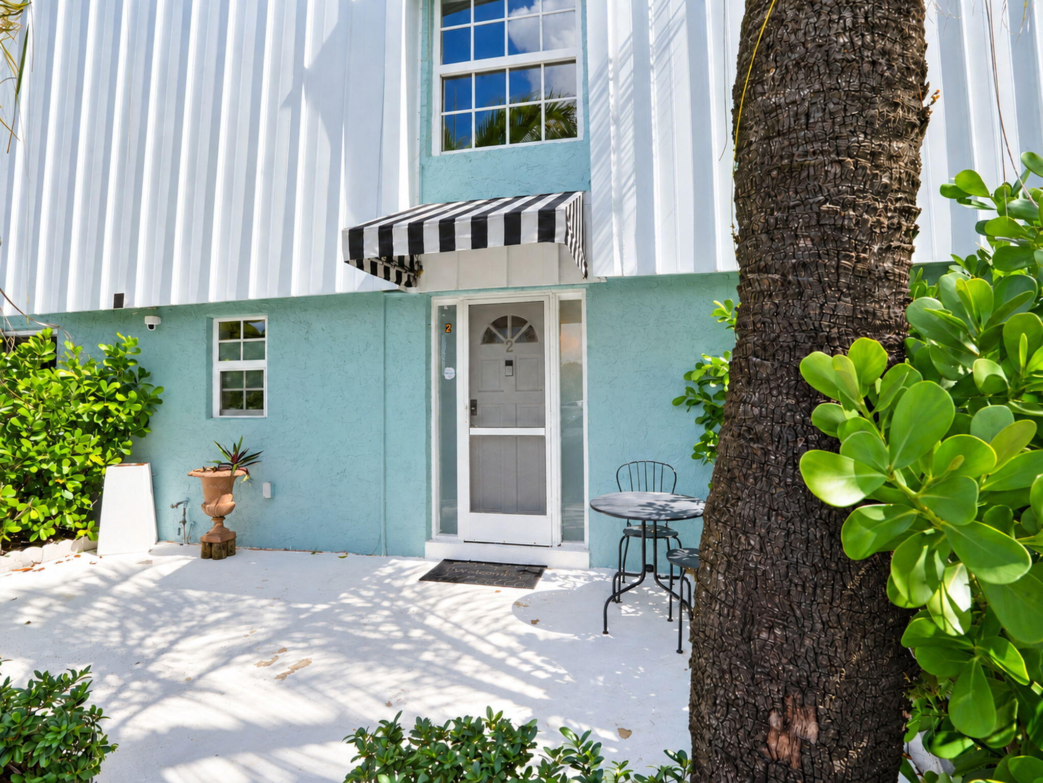 2708 NE 14th Street Causeway 2