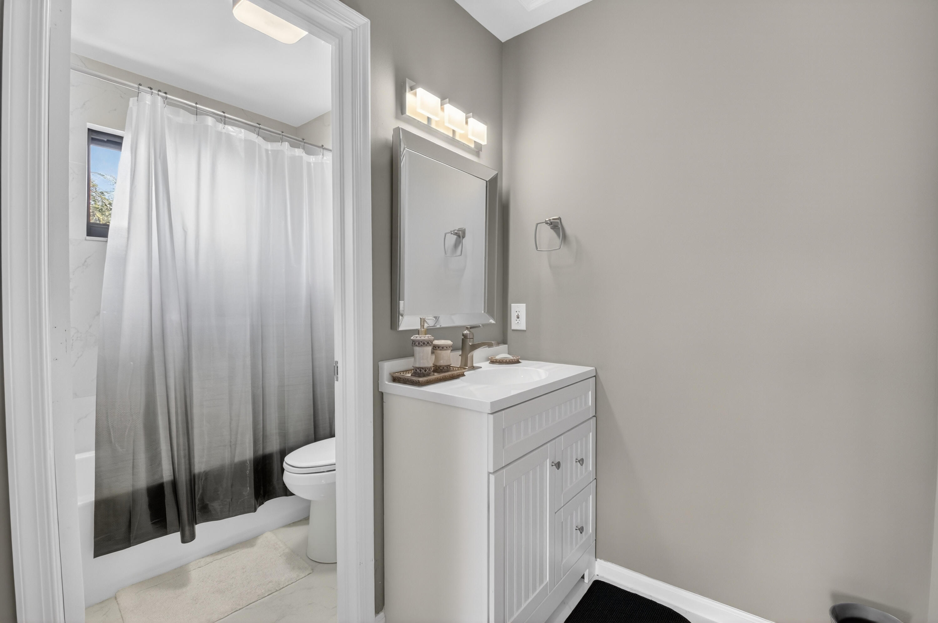 Sabal Lake - Residential