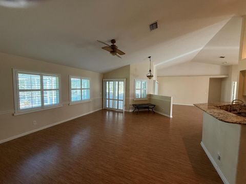 A home in Port St Lucie