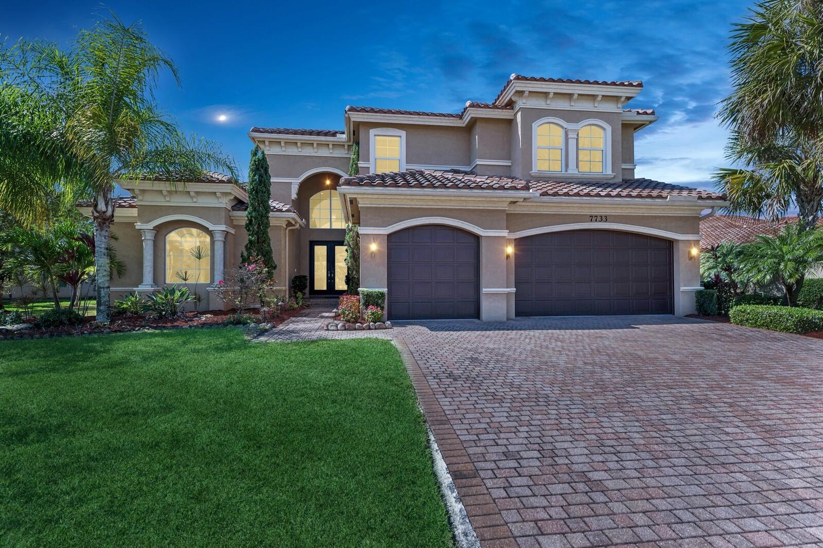 7733 Maywood Crest Drive