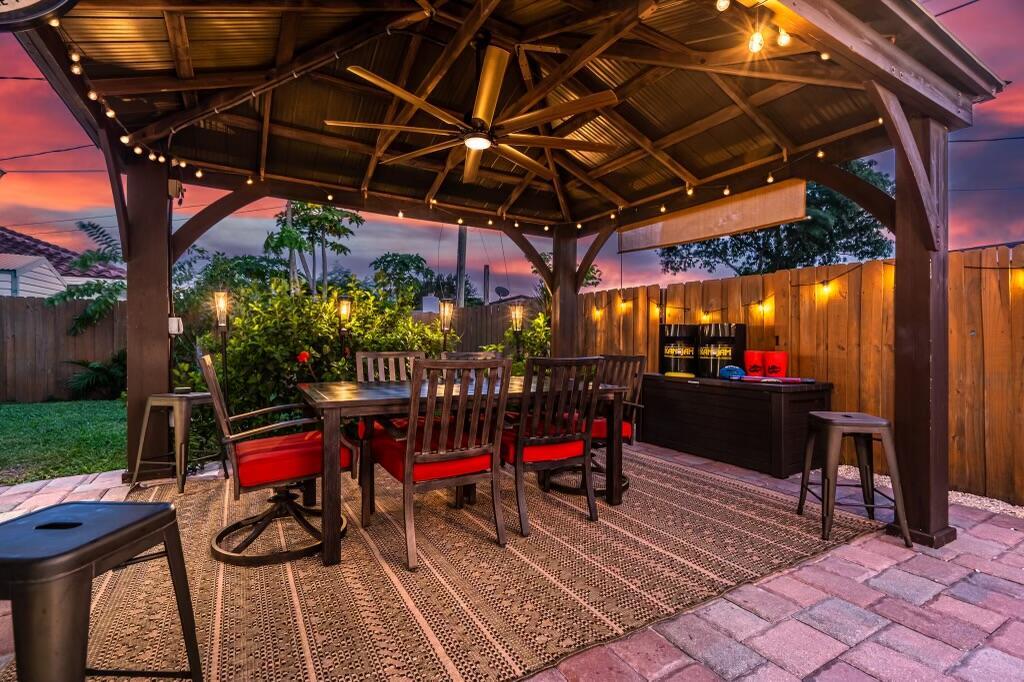 1445 Cindy Drive