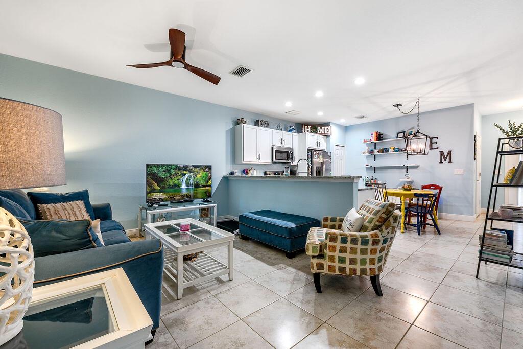 RIVER PLACE ON THE ST LUC - Residential Lease