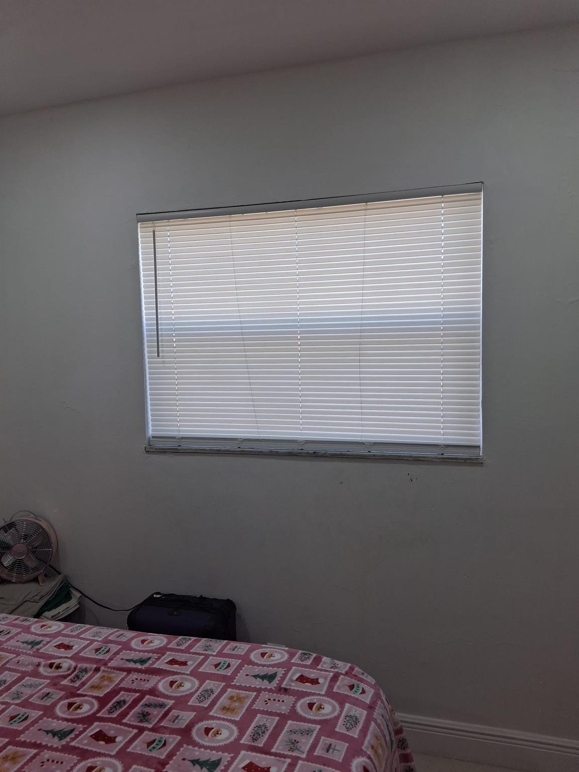 North Hollywood 4-1 B - Residential Lease