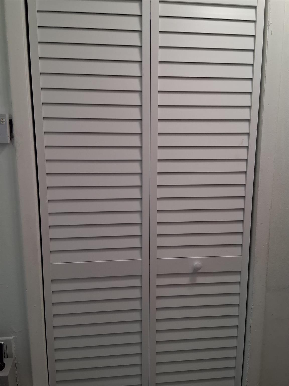 North Hollywood 4-1 B - Residential Lease