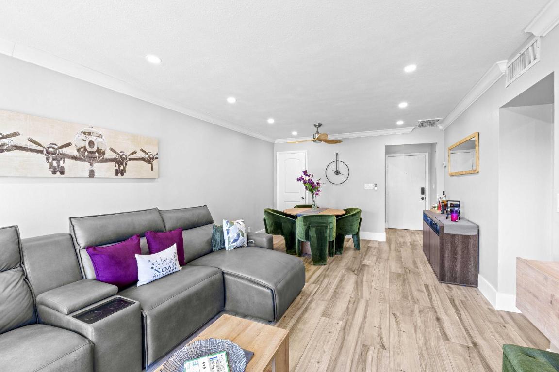 NORTHPORT CONDO APTS - Residential