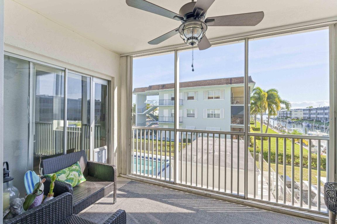 NORTHPORT CONDO APTS - Residential