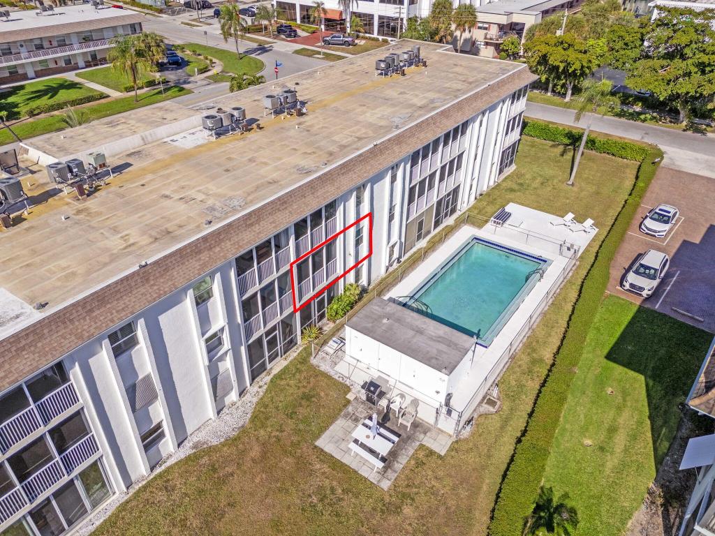 NORTHPORT CONDO APTS - Residential