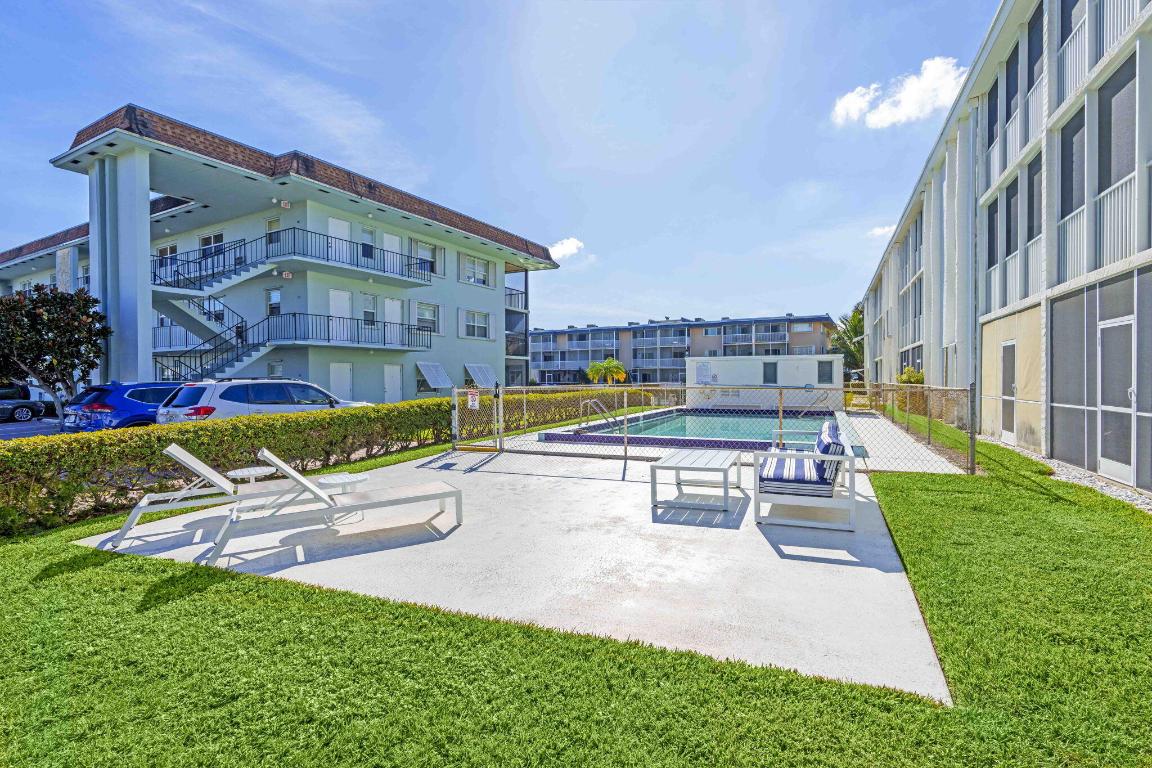 NORTHPORT CONDO APTS - Residential