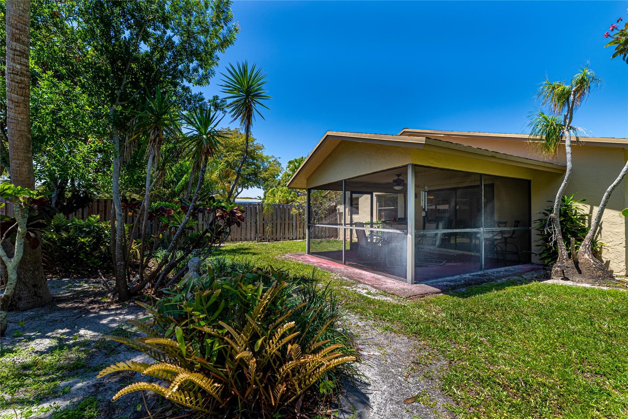 801 NW 25th Ave B