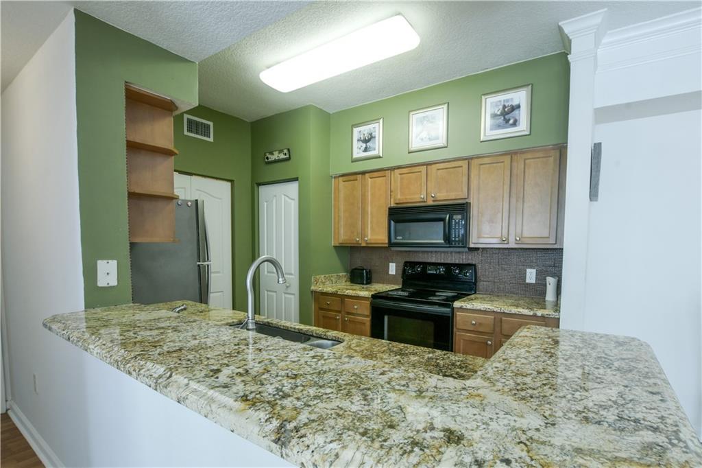 Mezzano Condo - Residential