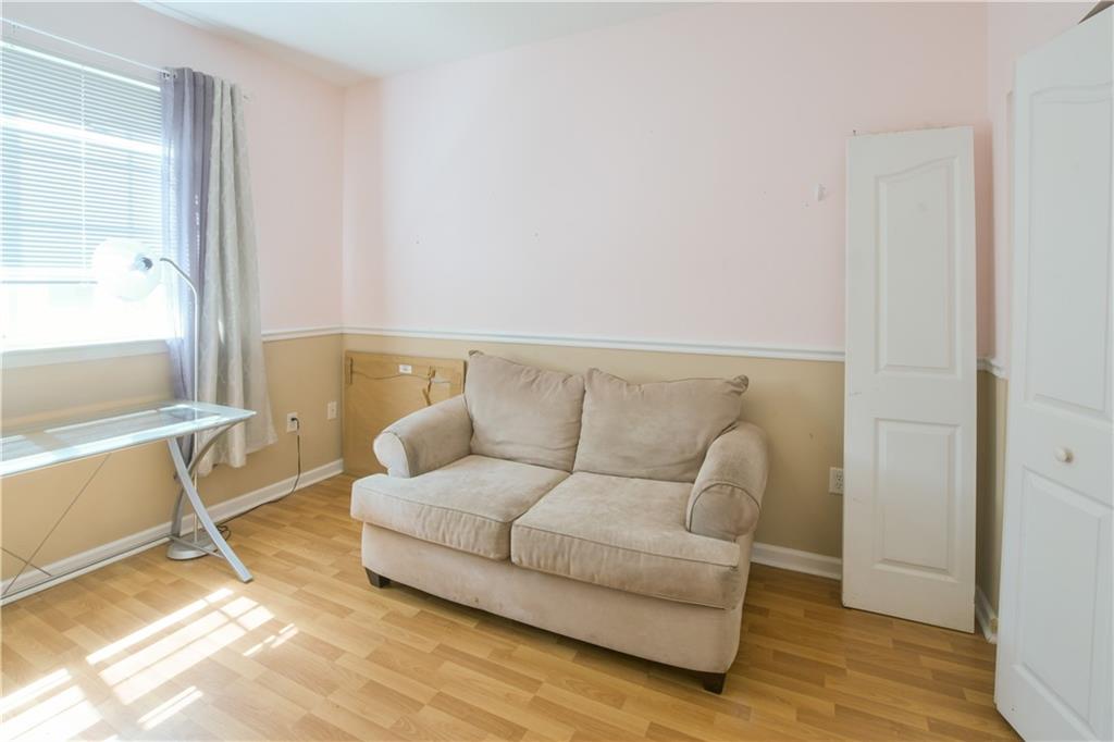 Mezzano Condo - Residential