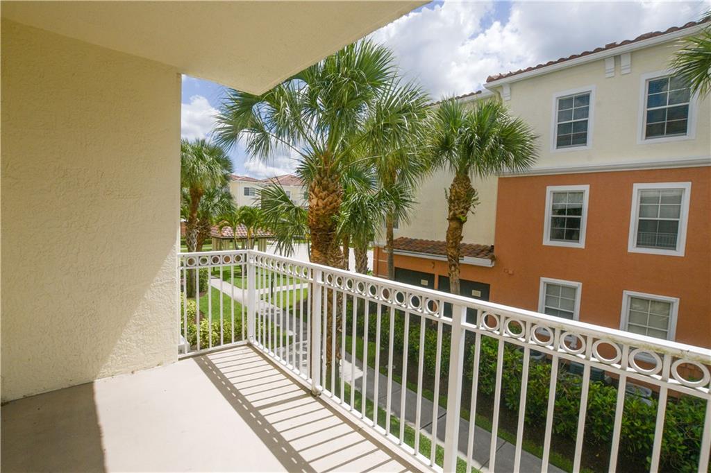 Mezzano Condo - Residential