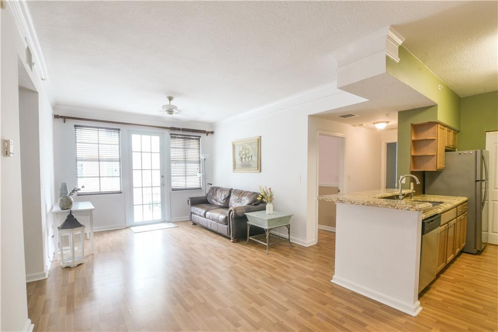 Mezzano Condo - Residential