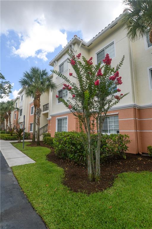 Mezzano Condo - Residential