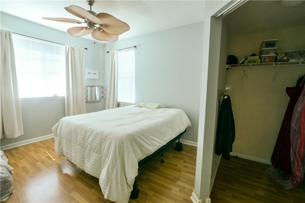 Mezzano Condo - Residential