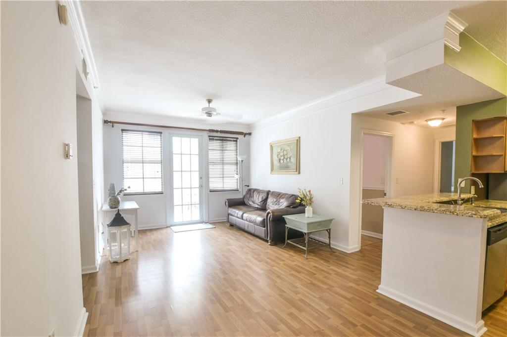 Mezzano Condo - Residential