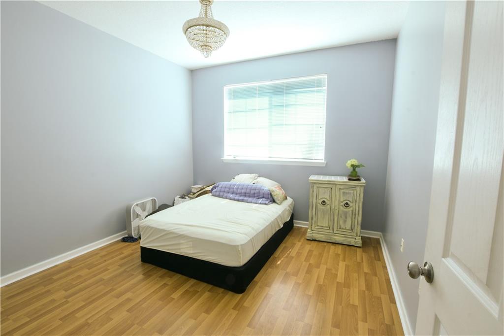 Mezzano Condo - Residential