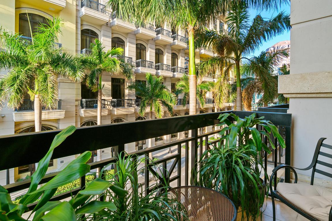 ONE CITY PLAZA CONDO - Residential