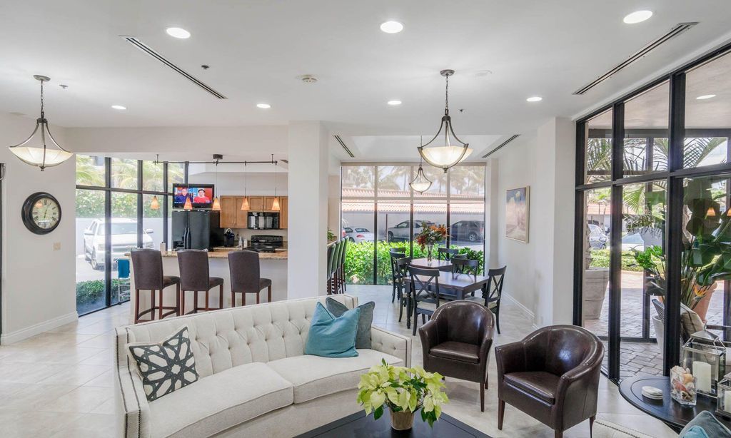 Photo of 600 Ocean Drive #9b, Juno Beach, FL 33408 (MLS # B26027483)