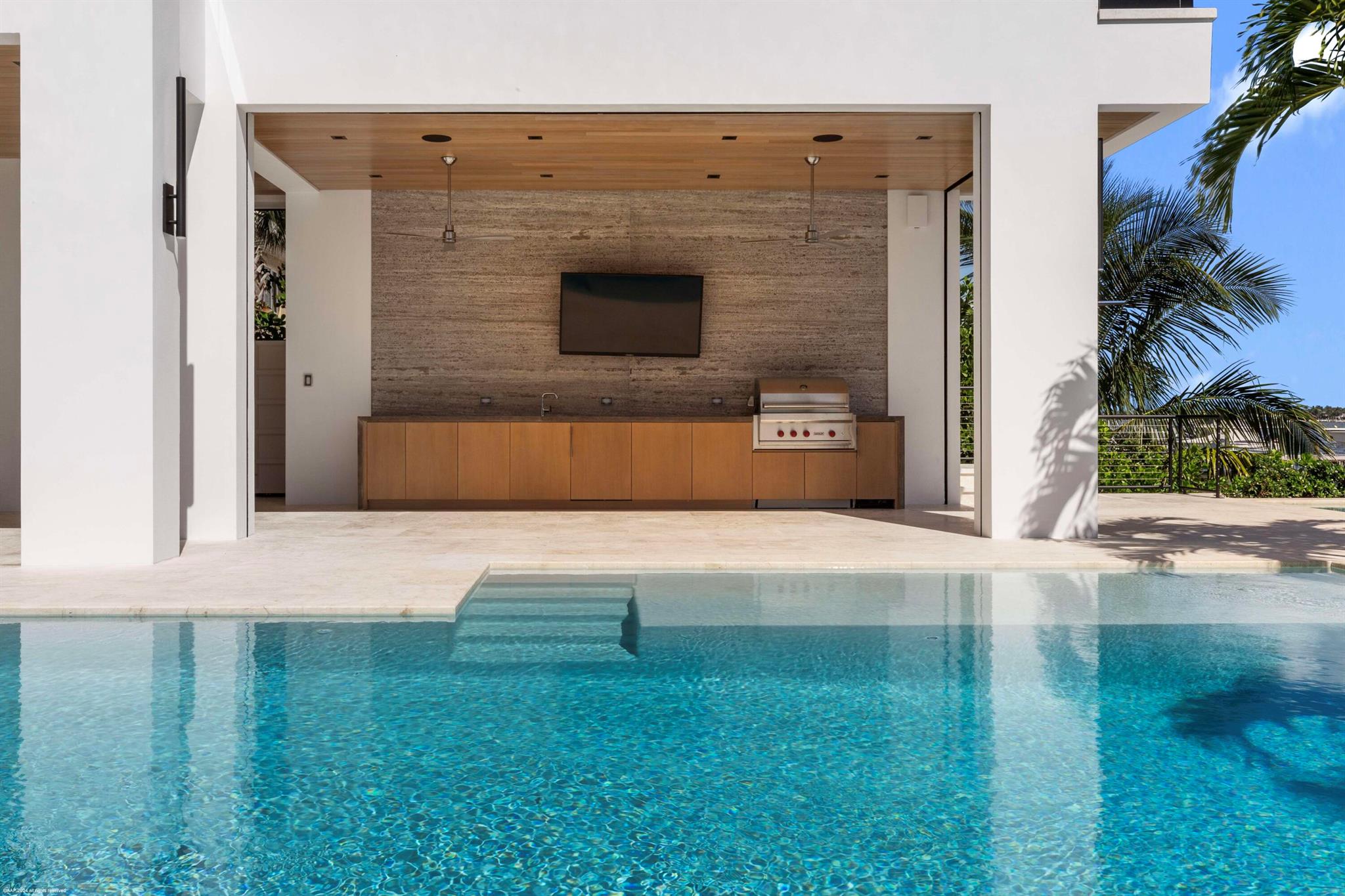 NORTH SHORE TERRACE 1 - Residential