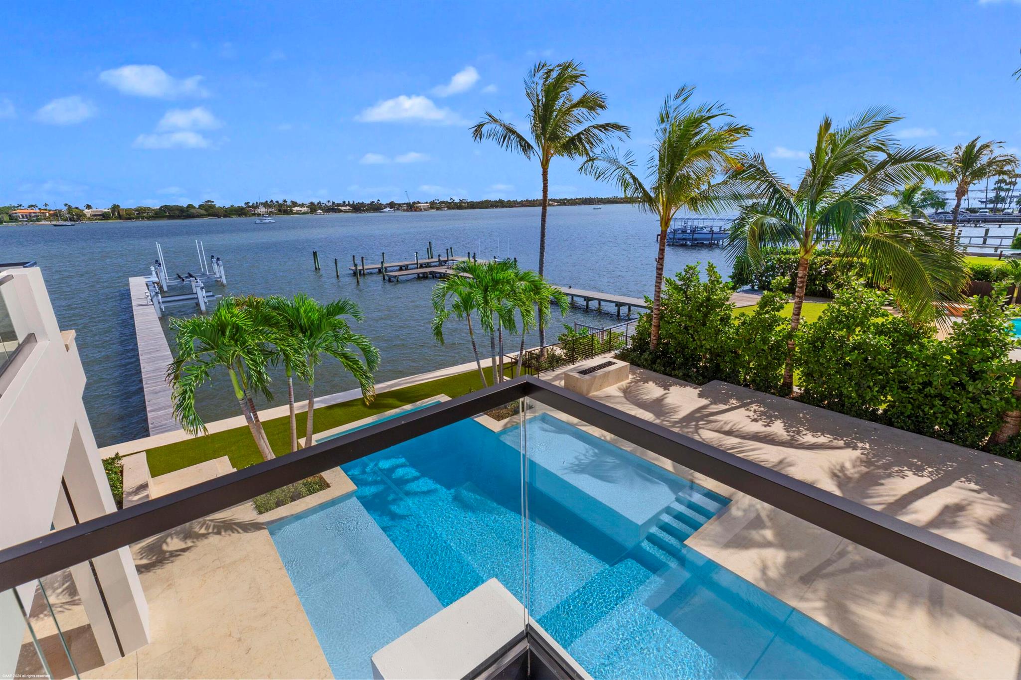 NORTH SHORE TERRACE 1 - Residential
