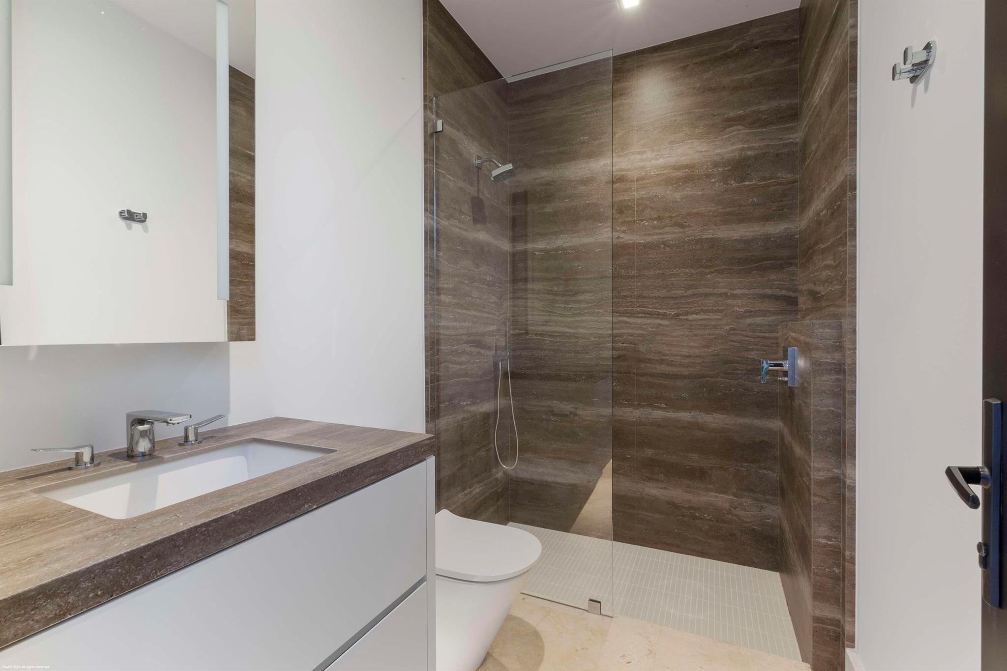 NORTH SHORE TERRACE 1 - Residential
