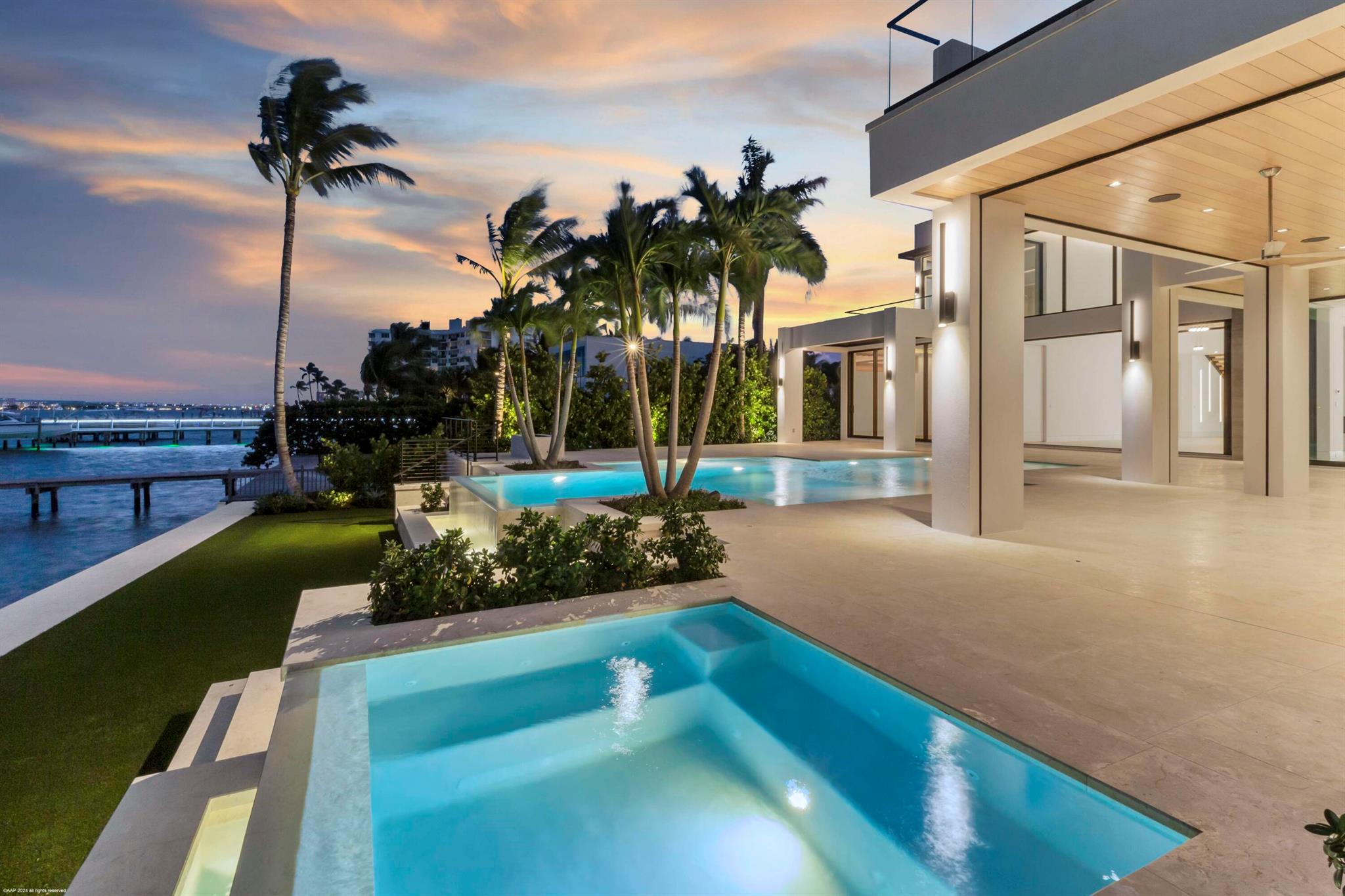 NORTH SHORE TERRACE 1 - Residential